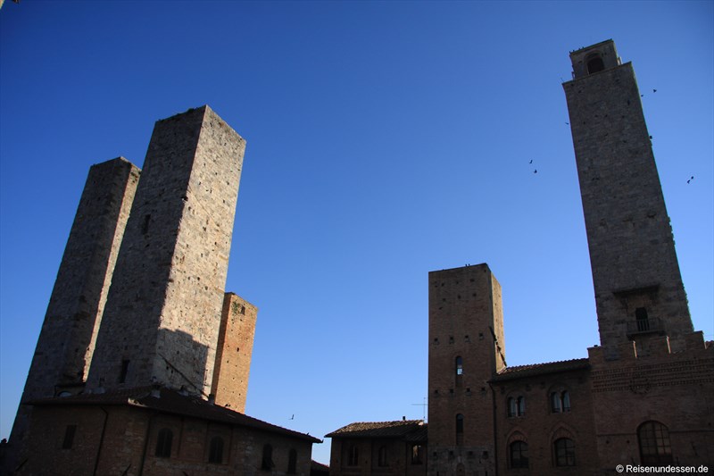 You are currently viewing Geschlechtertürme in San Gimignano und Gassen in Colle di Val d’Elsa