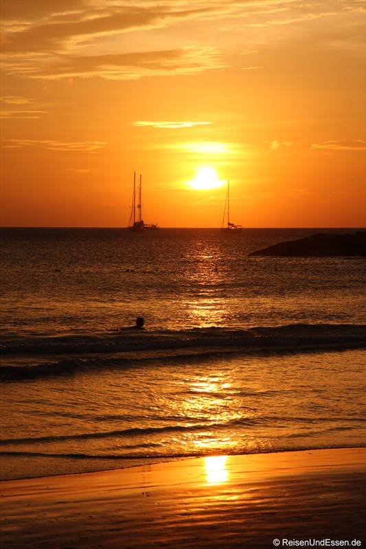 Sonnenuntragng am Nai Harn Strand