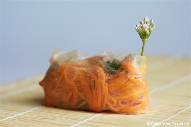 Vietnamesische Frühlingsrolle - Bärlauch- und Karotten-Füllung