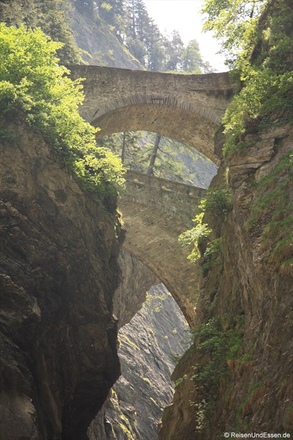 Schweiz - Brücken über die Viamala
