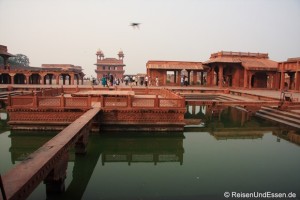 Read more about the article Die Geisterstadt des Moguls in Fatehpur Sikri