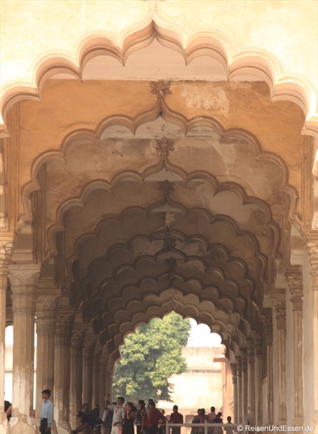 "Säulenhalle" im Roten Fort in Agra