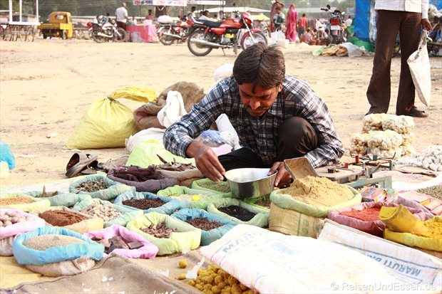 Auf dem Markt in Khajuraho