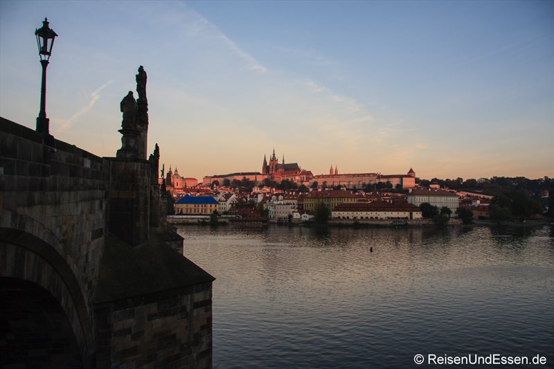 Prager Burg im morgendlichen Licht