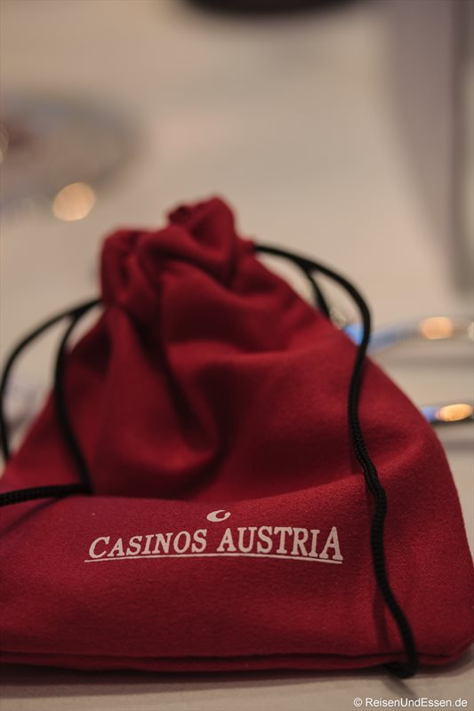 "Säckchen" mit Jettons im Casino in Bregenz