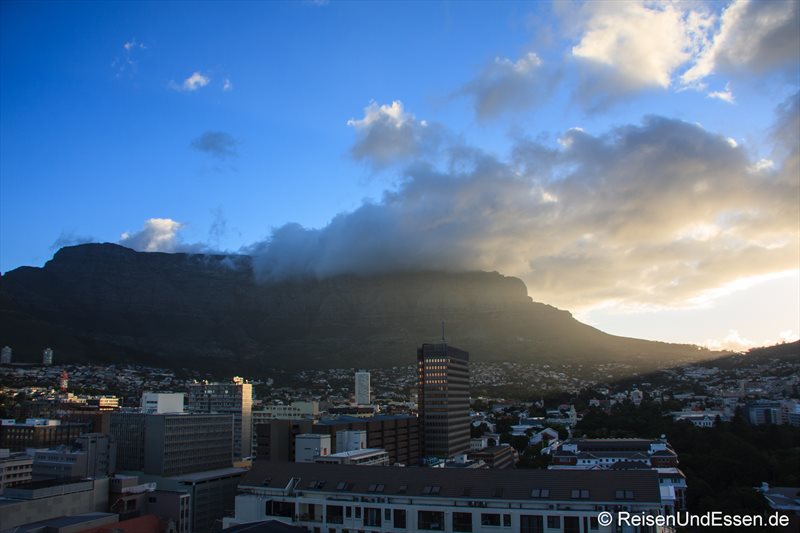 Erster Blick von der Ferienwohnung in Kapstadt auf den Tafelberg