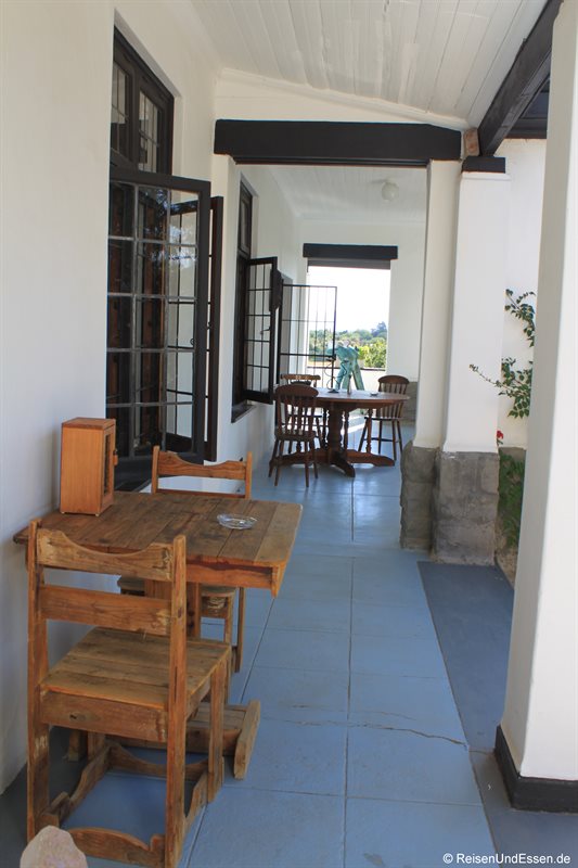 Terrasse vor unserem Zimmer in der Karoo Lodge