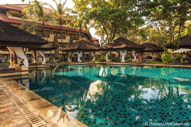 Club Pool im InterContinental Bali Resort