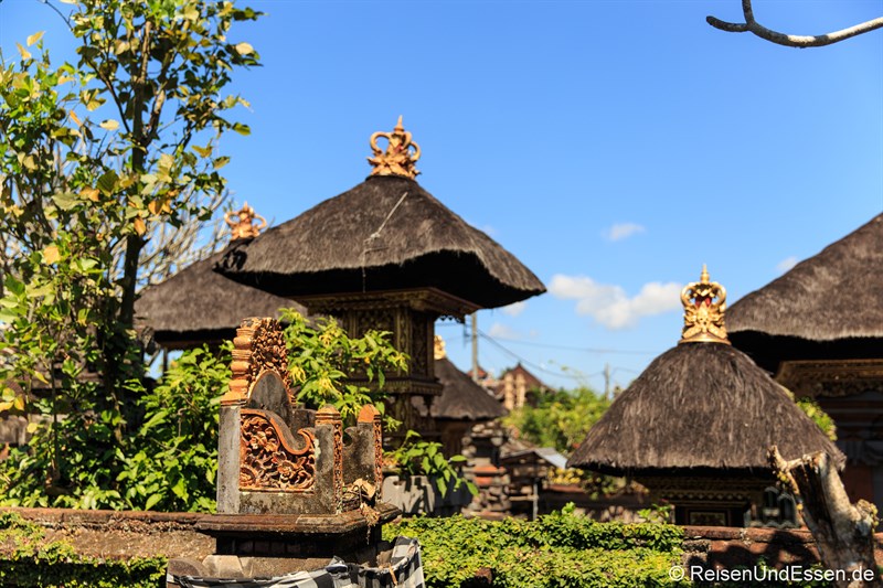 Blick auf Tempelanlage in Ubud