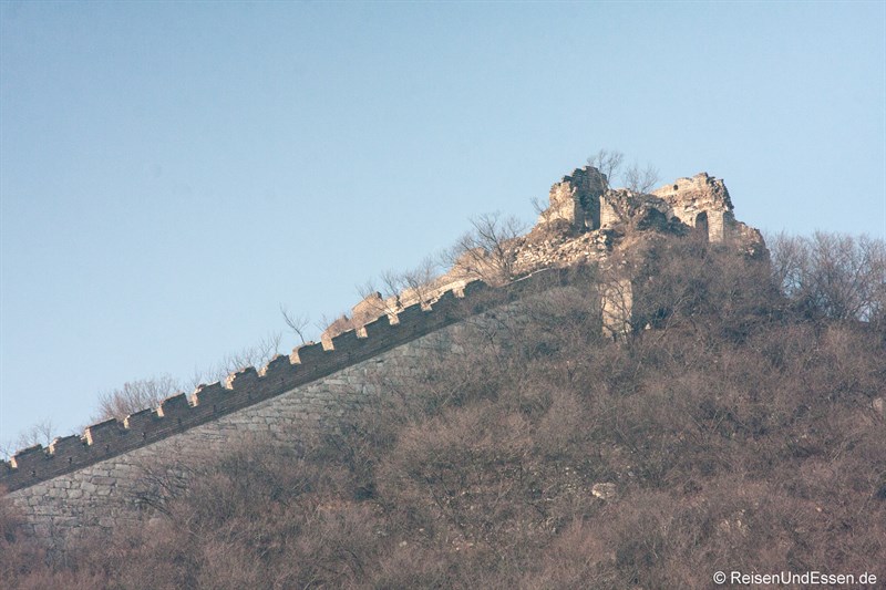 Verfallener Wachturm der chinesischen Mauer