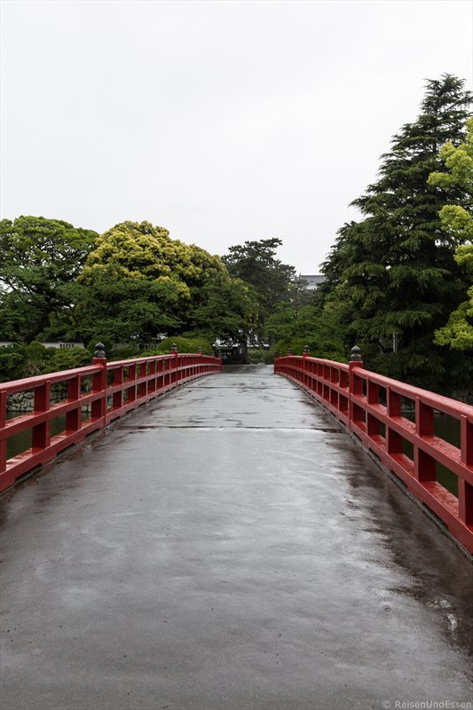 Brücke zur Burg in Odawara