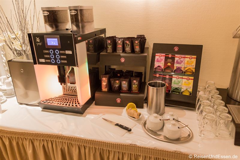 Auswahl an Kaffee und Tee zum Frühstück im Mercure Hotel