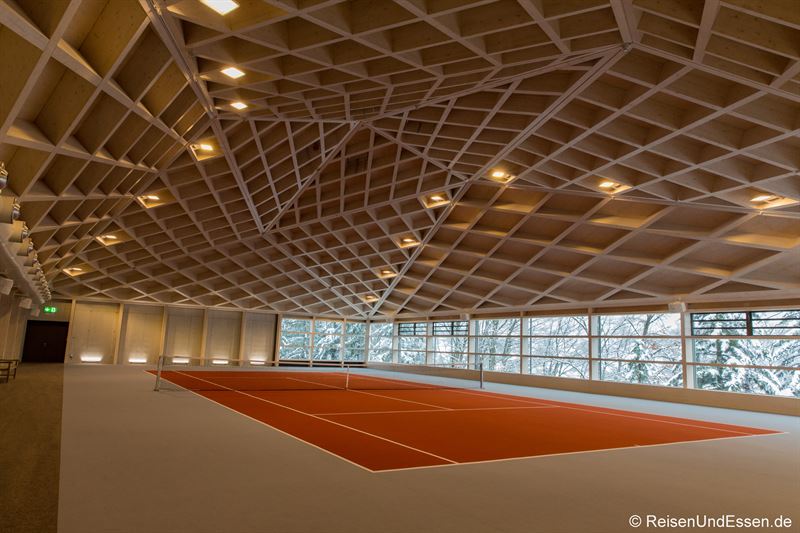 Tennisplatz im Dome