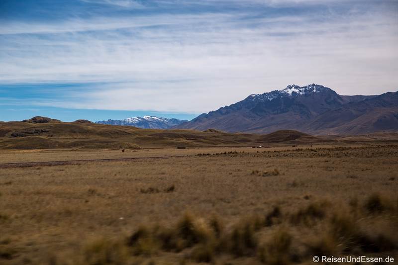 Hochebene auf der Fahrt von Puno nach Cusco
