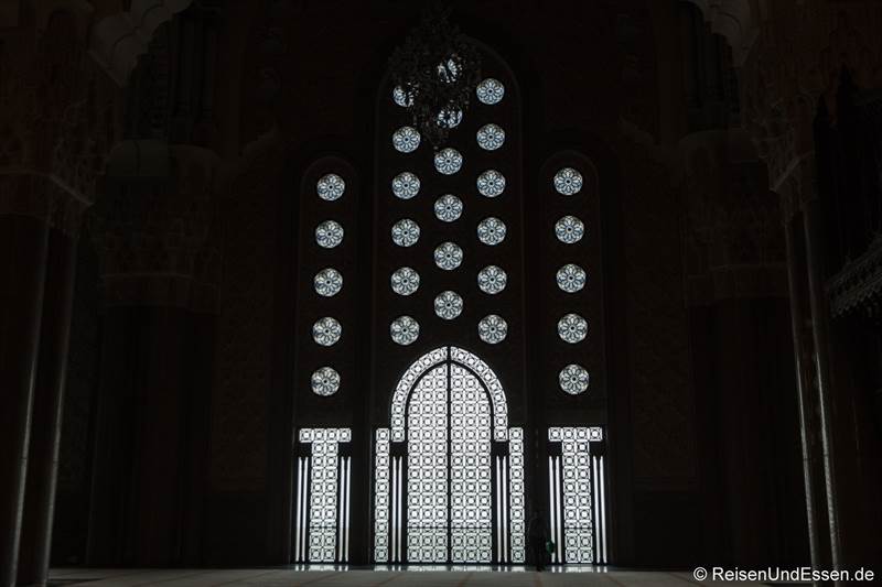 Tor und Fenster in der Hassan II Moschee