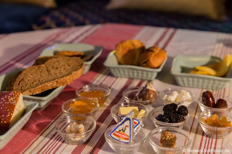 Frühstück im Riad Amor in Fes