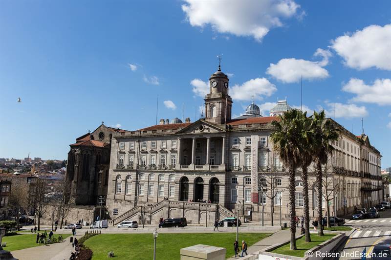 Palácio da Bolsa - Sehenswürdigkeiten in Porto