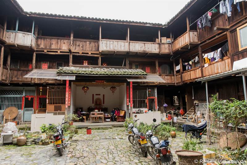 Innenhof in einem Haus in Shunqinglou in der Provinz Fujian