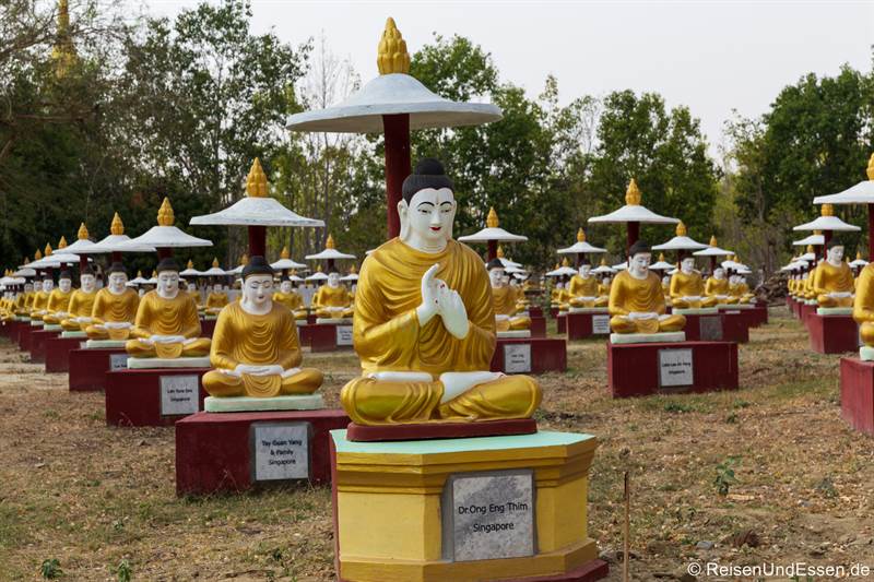 Buddhas am Po-Khaung-Hügel