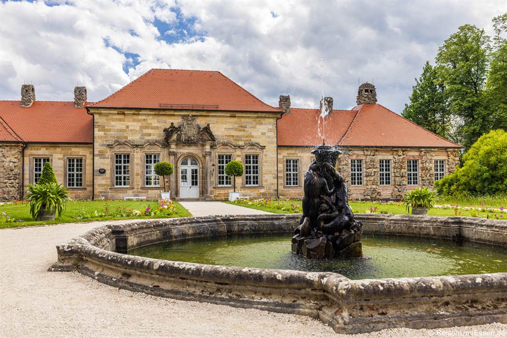 Altes Schloss in der Eremitage - Sehenswürdigkeiten in Bayreuth