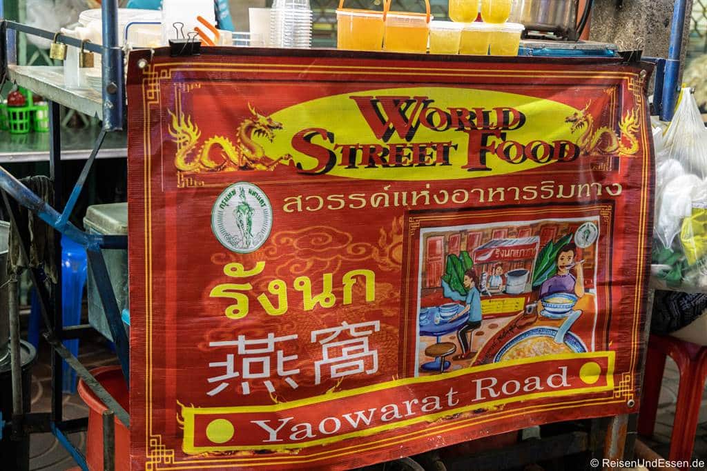 Streetfood in der Yaowarat Road in Bangkok