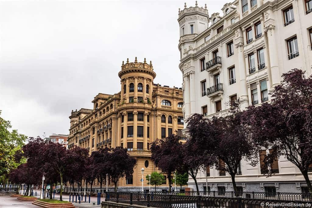 Prachtvolle Gebäude in Bilbao