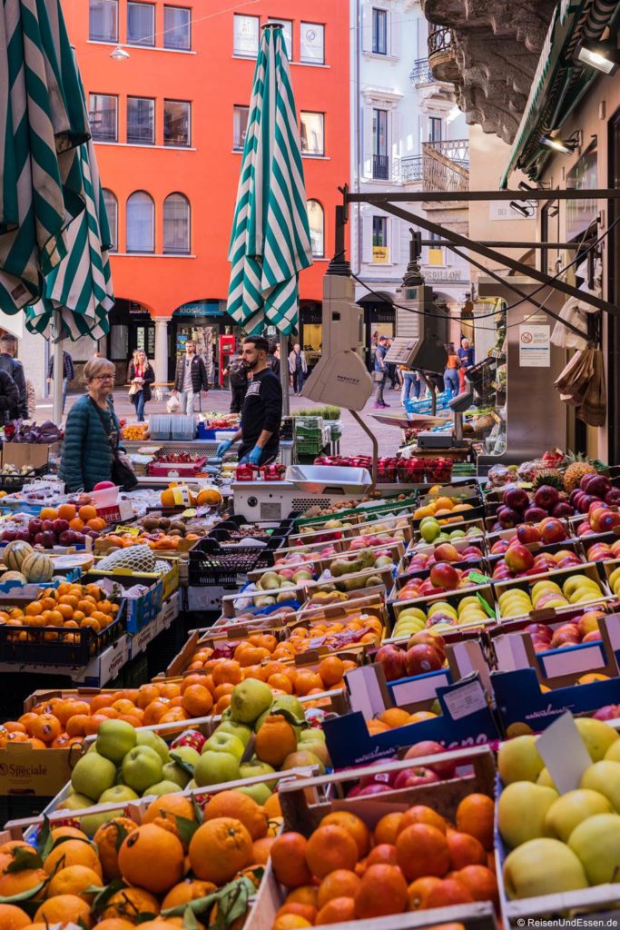 Markt in Lugano in der Schweiz